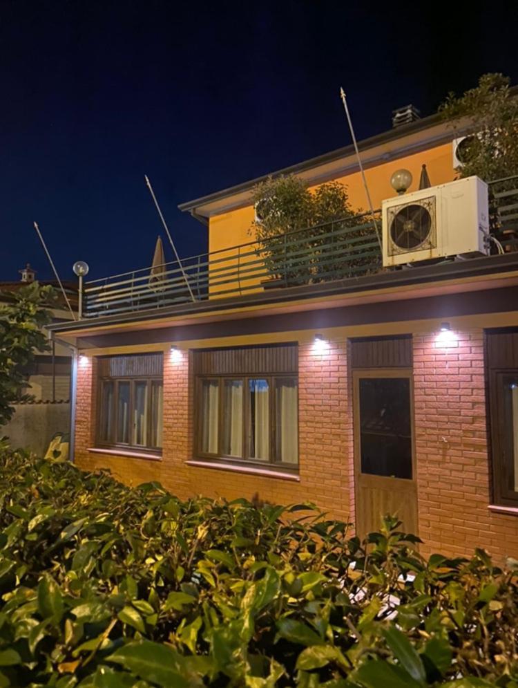 Hotel Sole Marina di Massa Ngoại thất bức ảnh