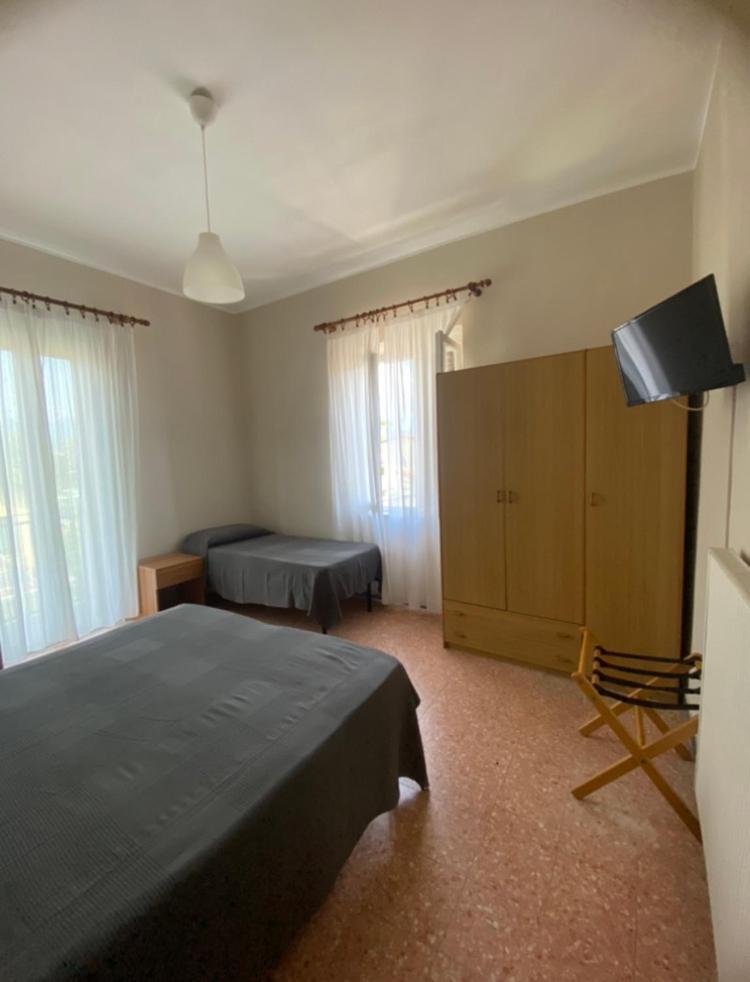 Hotel Sole Marina di Massa Ngoại thất bức ảnh